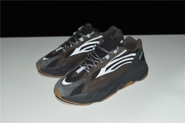 Adidas Yeezy 700 V2 "Geode" Black Brown EG6860