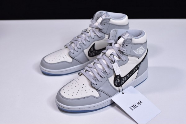 Air Jordan 1 High OG Gray White CN8607-002