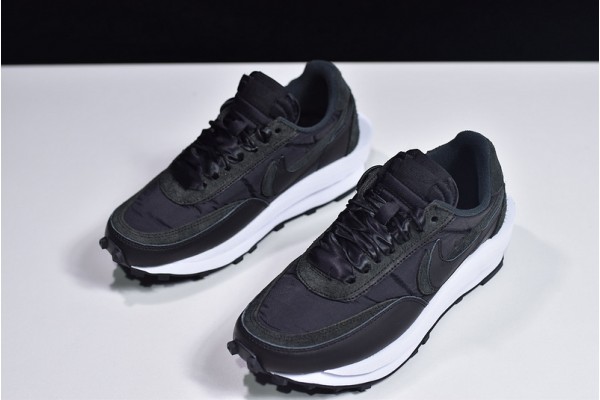 Sacai x Nike LVD Waffle Daybreak "White Nylon" Black White BV0073-101