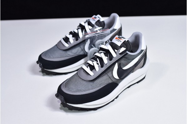 Sacai x Nike LVD Waffle Daybreak "Dark Grey" Black White BV0073-001