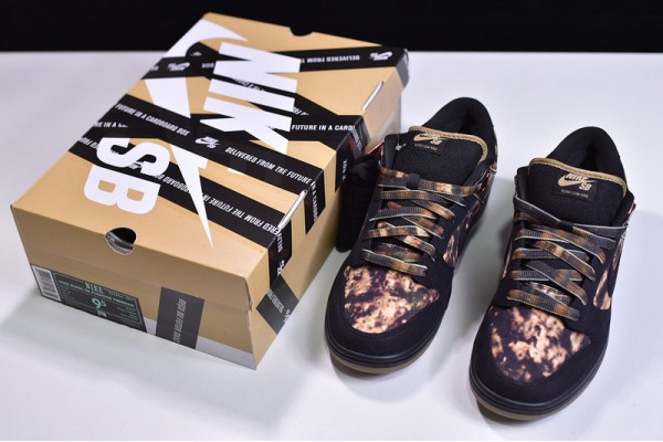 Nike SB Dunk Low "Pushead 2" Black Orange 536356-002