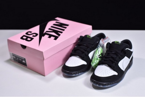 Staple x Nike Dunk SB Low Pro OG QS "Panda Pigeon" Black White BV1310-013