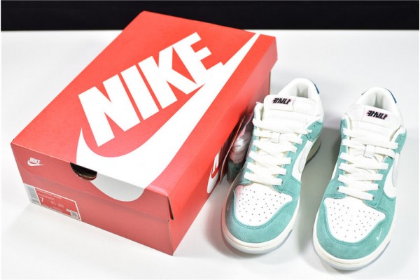 Nike SB Dunk Low "Neptune Green" Green White CZ6501-101